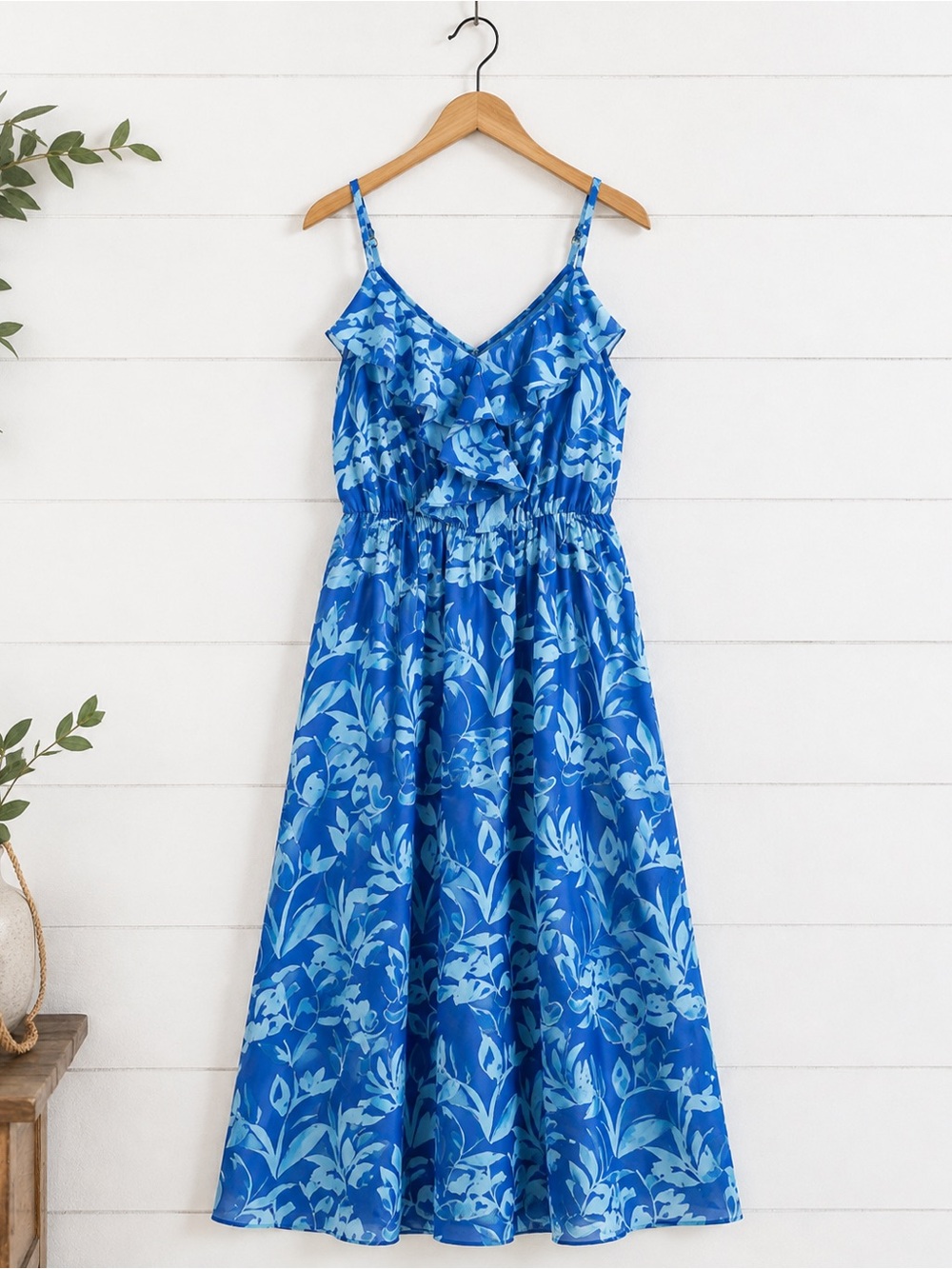 New Lane Bryant Blue Floral Maxi Bohemian Dress Size 14/16 - Picture 2 of 8
